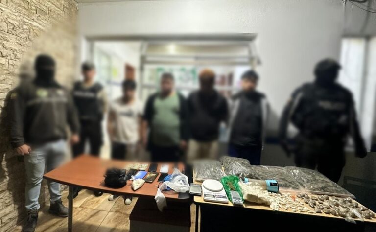 Afectamos centro de acopio de la estructura criminal “Los Lobos” y aprehendimos a cuatro integrantes en Quito