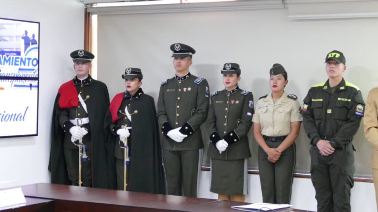 Presentación y apertura del proceso de reclutamiento y selección con perfil profesional a servidores policiales nivel directivo y técnico operativo Abril 2026  