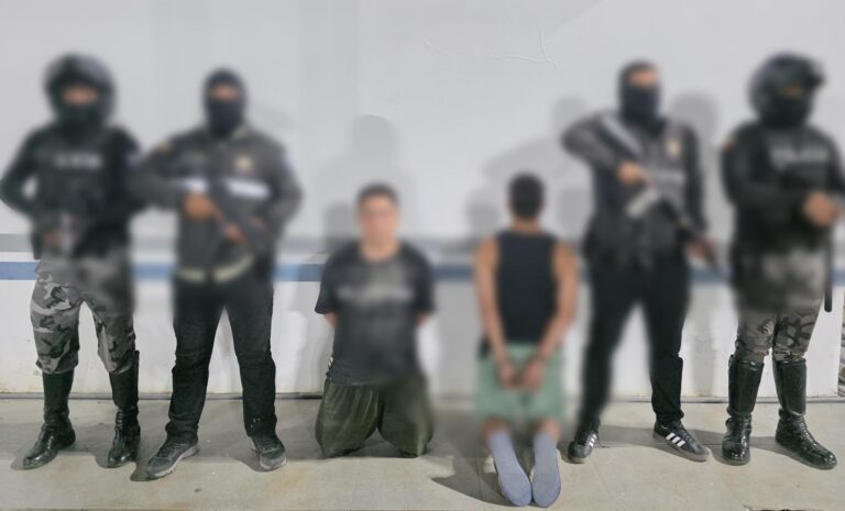 Interceptamos un vehículo y evitamos la comercialización de miles de dosis de droga