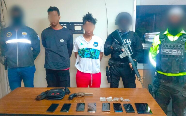 Aprehendimos a dos integrantes de “Los Choneros” en Cayambe