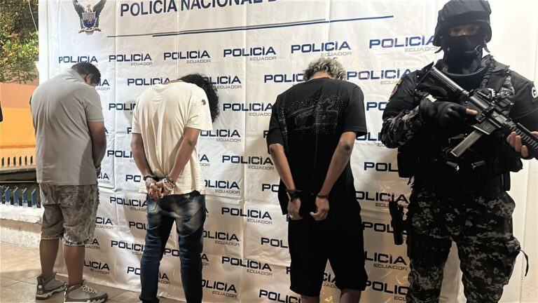 Aprehendimos a tres ciudadanos por tenencia de arma de fuego en Imbabura