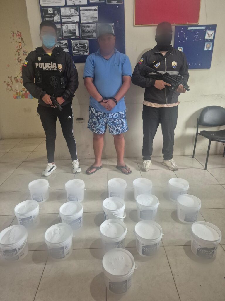 Afectamos a las redes criminales del narcotráfico con el decomiso de más de 50kg de precursor químico