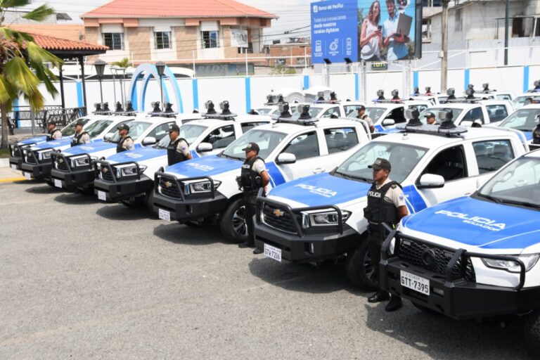 Fortalecemos la seguridad con la entrega de 230 vehículos patrulleros de última generación