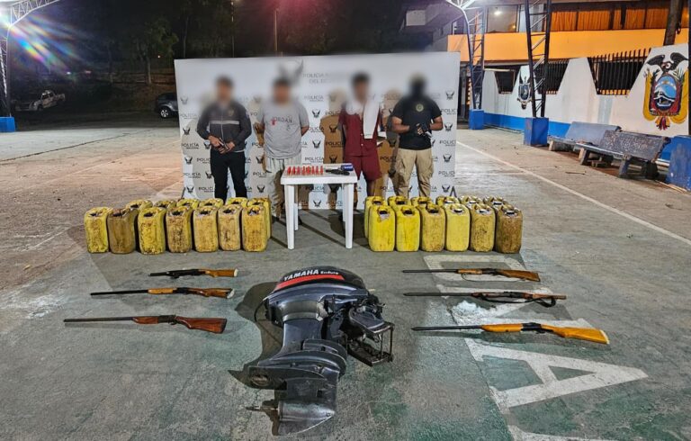 Aprehendimos a alias “El Comerciante” por tenencia de armas de fuego en Quinindé