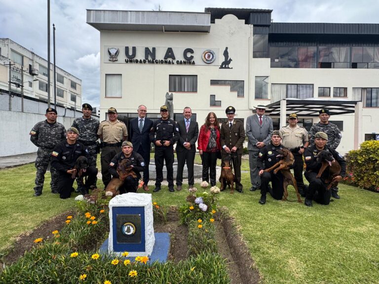 CEREMONIA DE INAUGURACIÓN DE LA CAPACITACIÓN “INTEGRACIÓN DEL PERRO SABUESO DE MONTAÑA DE BAVIERA”