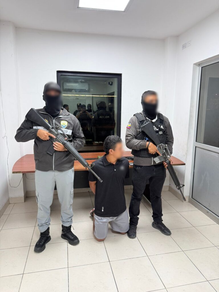 Aprehendimos a alias ‘Culebra’, presunto involucrado en robos armados perpetrados en los ejes viales de Nobol