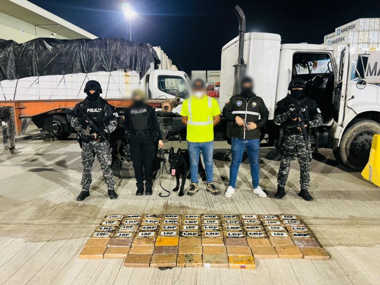 GOLPEAMOS AL NARCOTRÁFICO INTERNACIONAL: MÁS DE 639 MIL DOSIS DE COCAÍNA, VALORADAS EN APROXIMADAMENTE 2 MILLONES DE DÓLARES, FUERON INCAUTADAS EN POSORJA
