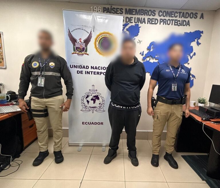 Detuvimos a sujeto con notificación roja de INTERPOL, deportado desde los Estados Unidos de América