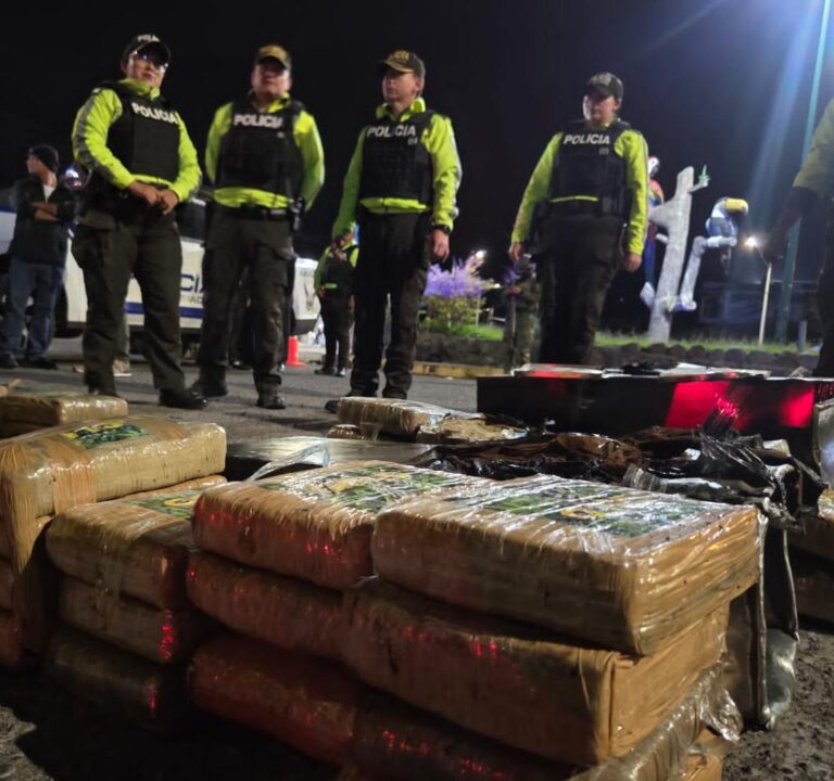 Evitamos la comercialización de 140 paquetes de droga mediante control vial