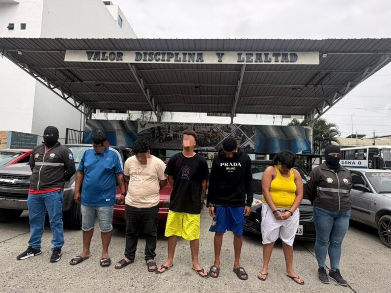 Desarticulamos estructura delictiva vinculada a secuestro extorsivo, robo de vehículos y extorsión en Guayaquil