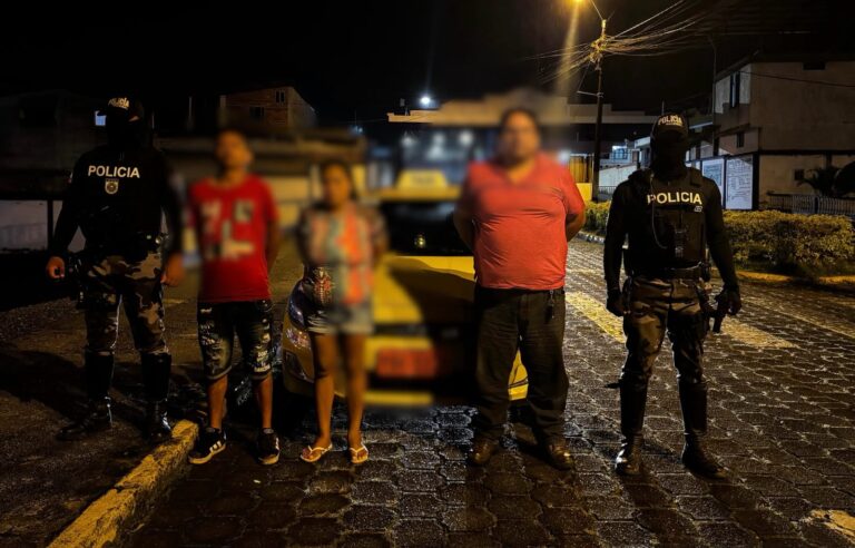 Policía aprehendió a tres presuntos extorsionadores en Napo