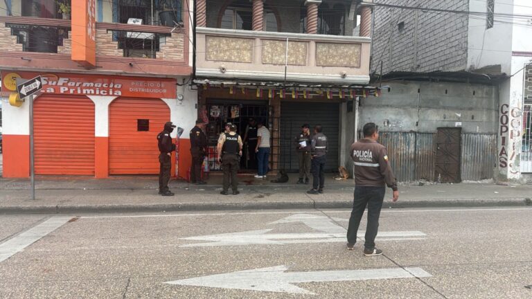 Oportuna intervención policial salvó la vida de una mujer víctima de un ataque con arma blanca