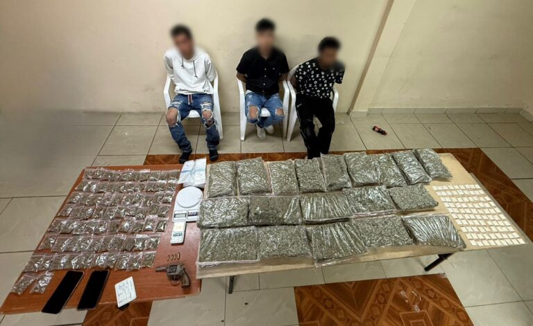 Policía golpea a presunta célula de “Los Lobos” dedicada al microtráfico en Cayambe