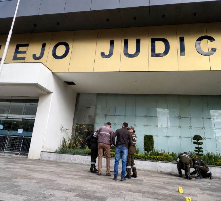 Policía Nacional neutralizó un artefacto explosivo en el Complejo Judicial Norte de Quito