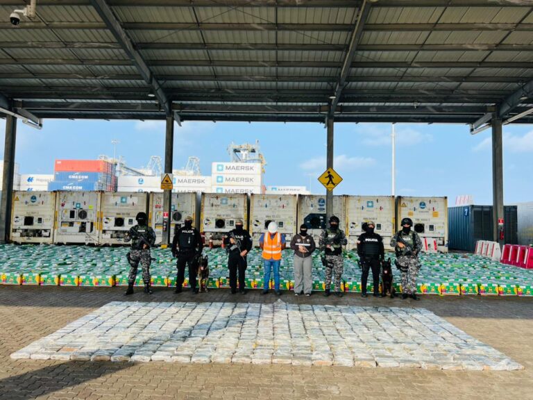 Policía Nacional decomisó más de media tonelada de cocaína en Posorja tenía como destino Libia
