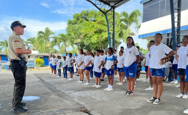 Proyecto comunitario “Los Buenos Somos Más” fortalece la convivencia y la prevención en Esmeraldas