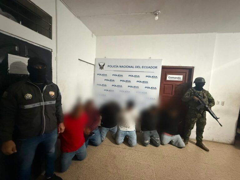 Seis aprehendidos durante operativo contra la circulación ilegal de armas en puebloviejo