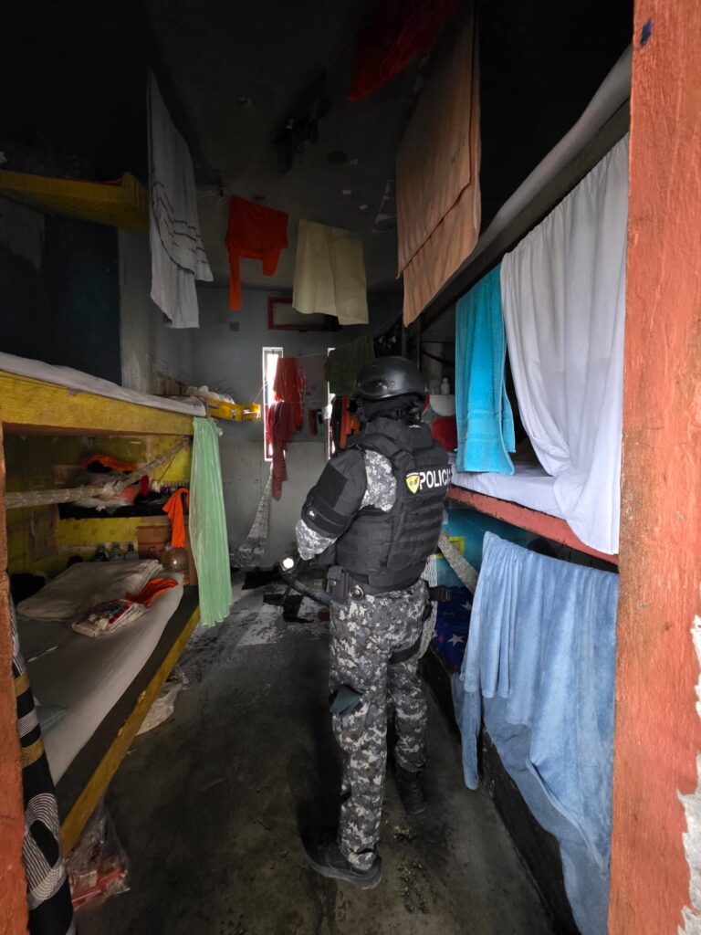 UNASE afecta a los GDO «Tiguerones», «Águilas» y «Lobos»  presuntos extorsionadores  en Guayas