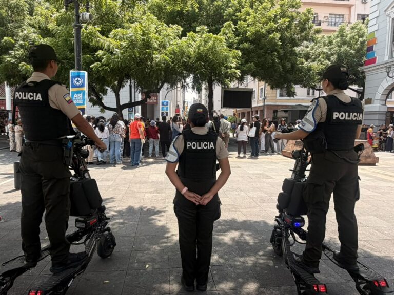 Fortalecimos la seguridad ciudadana con un amplio despliegue operativo en las Fiestas Julianas en Guayaquil