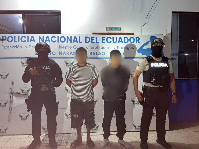 Operativo policial dejó dos capturados y varias armas decomisadas en Guayas