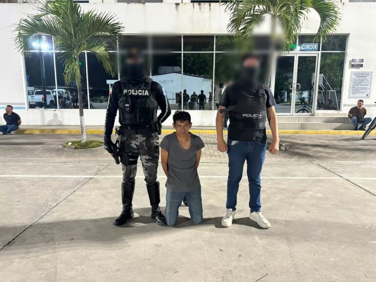 Mediante la Estrategia 3D, la Policía Nacional debilita estructuras criminales y captura a un sujeto con municiones en Puerto López