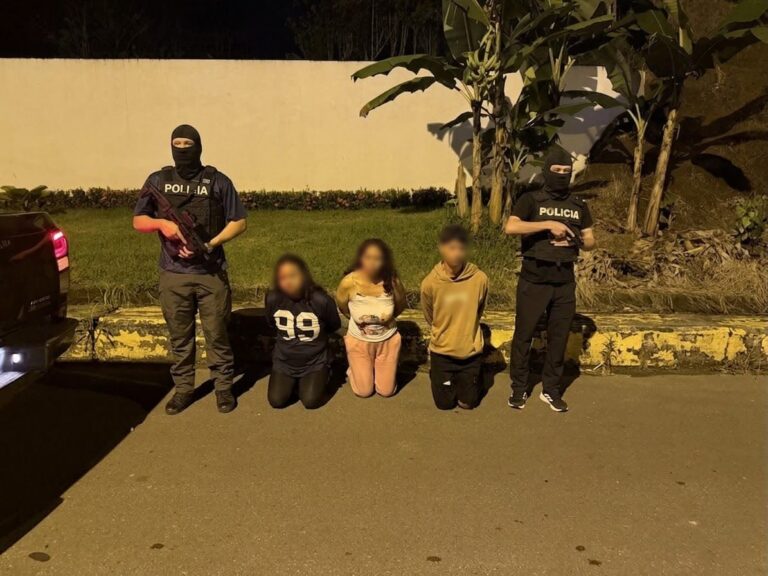 Policía Nacional del Ecuador desarticula grupo delictivo dedicado a la extorsión en Manabí