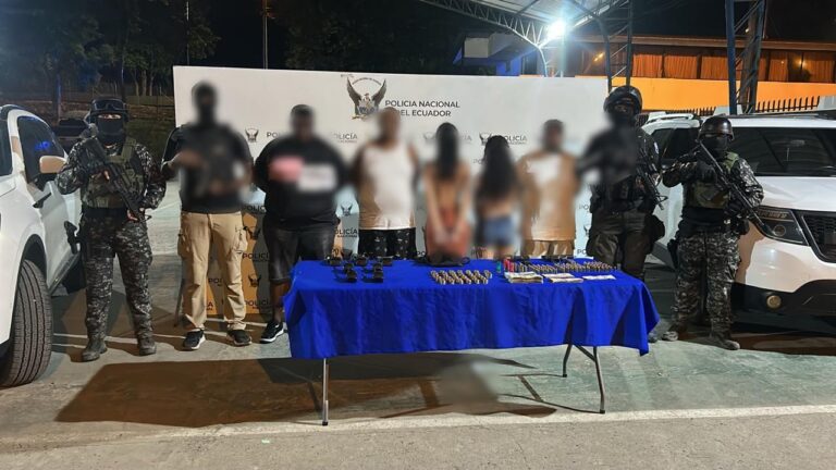 Aprehendidos alias “Andy” y alias “La J”, presuntos cabecillas de un GDO aliado a “Los Lobos” en Esmeraldas