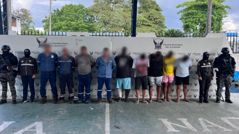 Operativo contra delitos hidrocarburíferos deja nueve detenidos en Esmeraldas