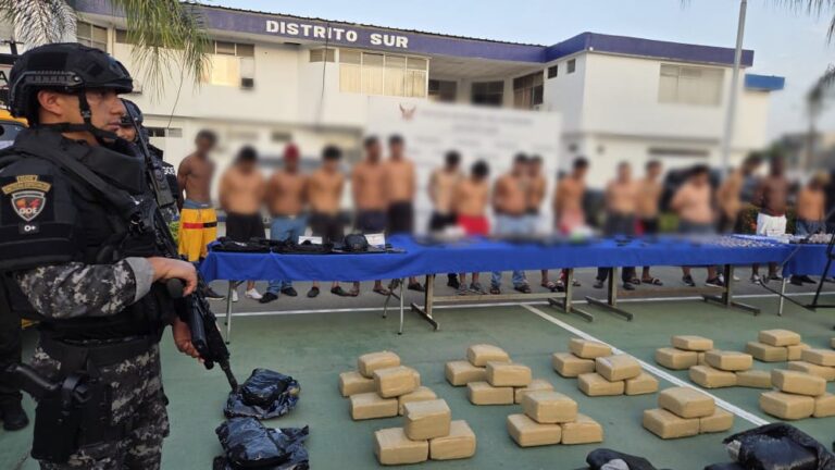 Apolo 29 deja como resultado 200 kilogramos de marihuana decomisada, 20 aprehendidos y 27 vehículos recuperados en Guayaquil