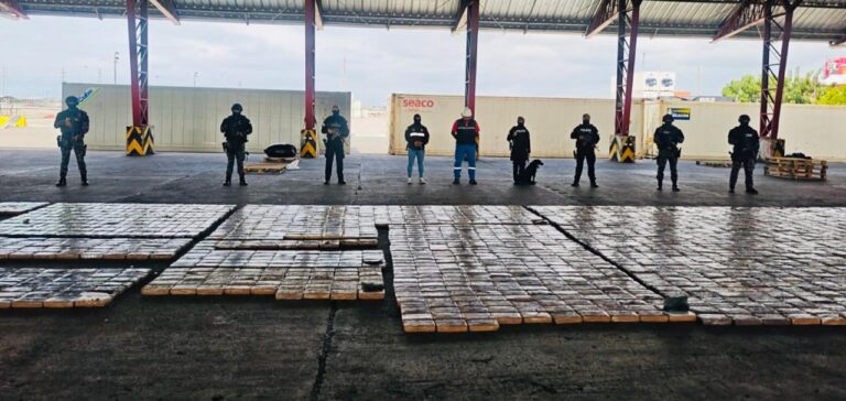 POLICÍA NACIONAL FRUSTRÓ ENVÍO DE 2 TONELADAS DE COCAÍNA CON DESTINO A SUECIA