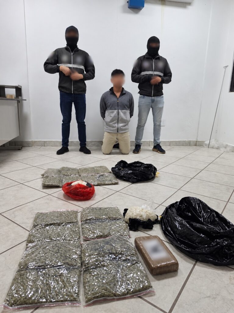 Policía Nacional evitó el ingreso de más de 7 kilogramos de sustancias sujetas a fiscalización al CPL Sucumbíos Nro. 1