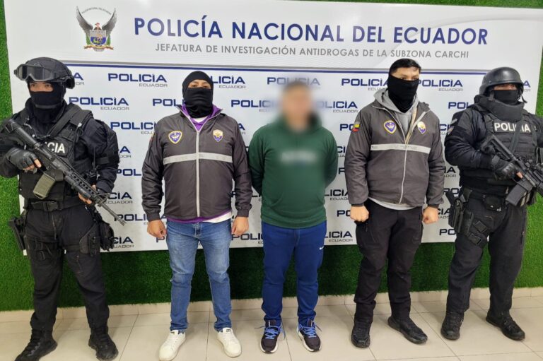 Aprehendimos a un ciudadano y retiramos 284 dosis de sustancias sujetas a fiscalización