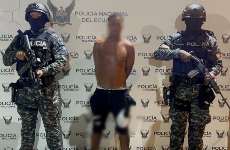 Capturamos a alias “Licho”, presunto cabecilla del GDO “Los Tiguerones”, requerido por asesinato en Esmeraldas