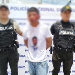 Policía Nacional aprehende a presunto implicado en el robo de un vehículo y recupera automotor en Cotopaxi